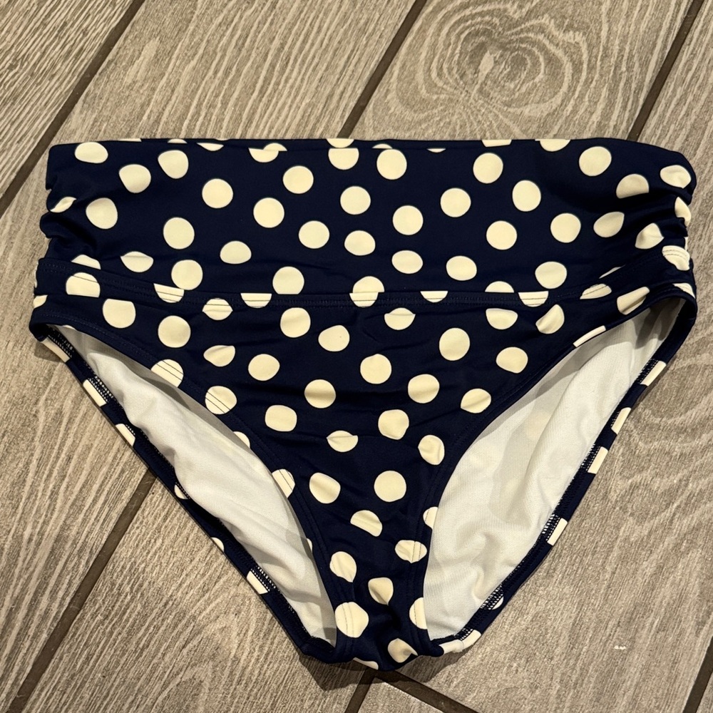Boden Navy Polka Dot Bikini Set - Retro High Waisted size 6/8 - Picture 7 of 11